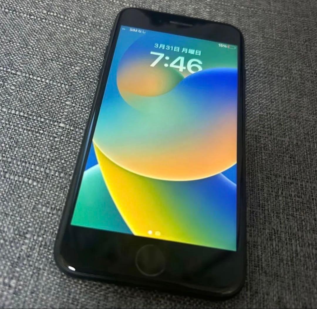 【バッテリー100%】iPhone SE 第三世代SE3 SIMフリー 64GB