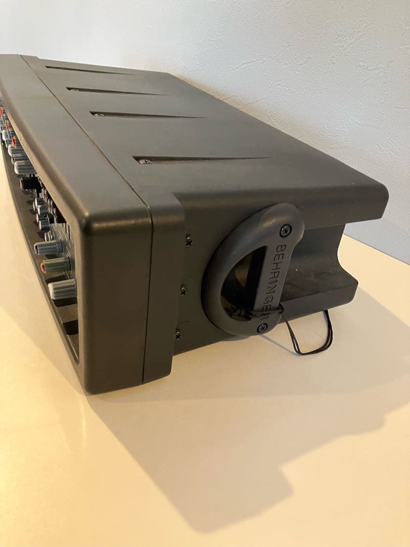 ベリンガー EUROPOWER PMP518M　パワードミキサー