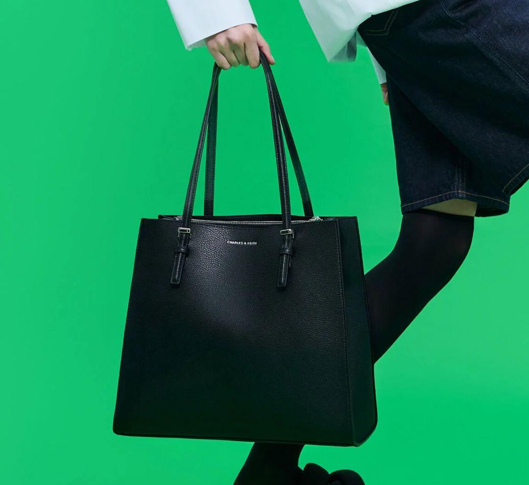 CHARLES & KEITH ブラックトートバッグ