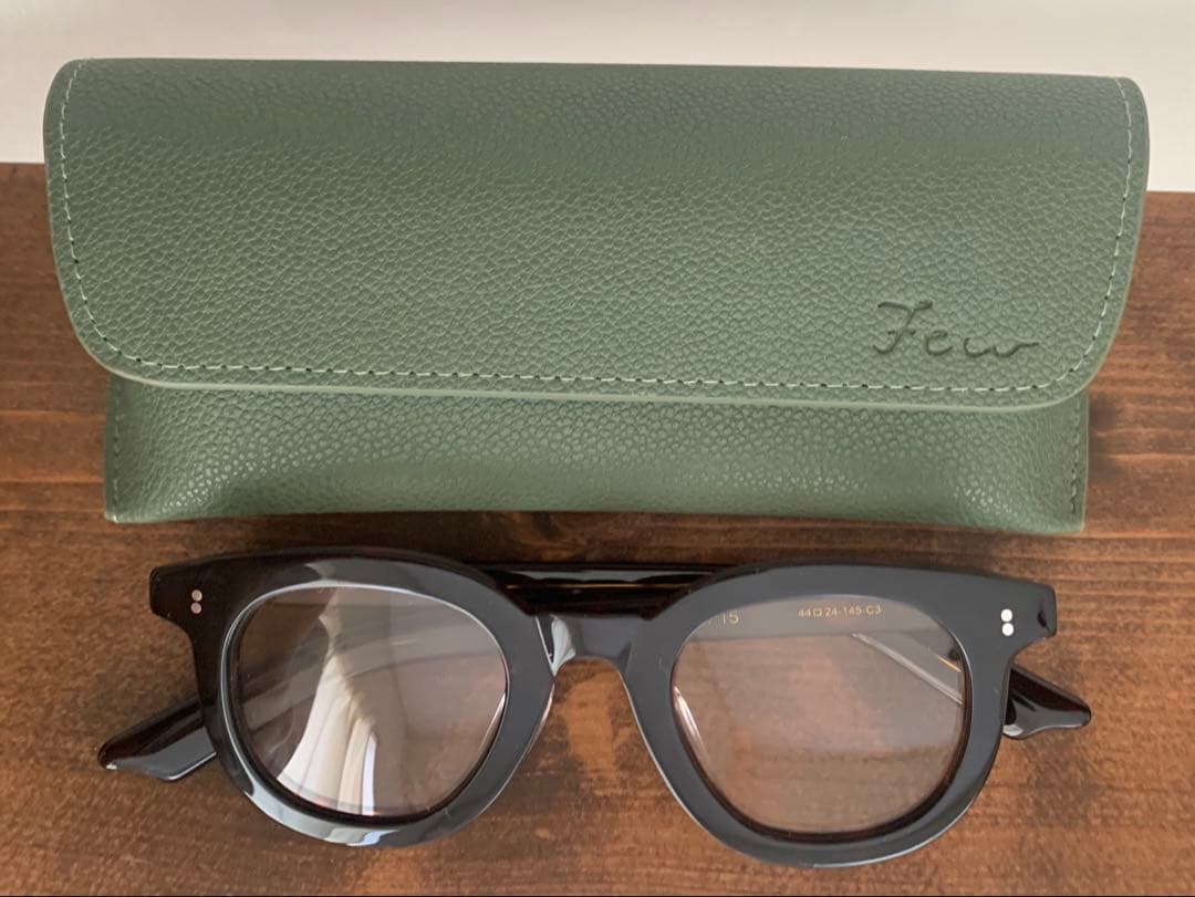 メーカー在庫なし【極美品】Few サングラス f15