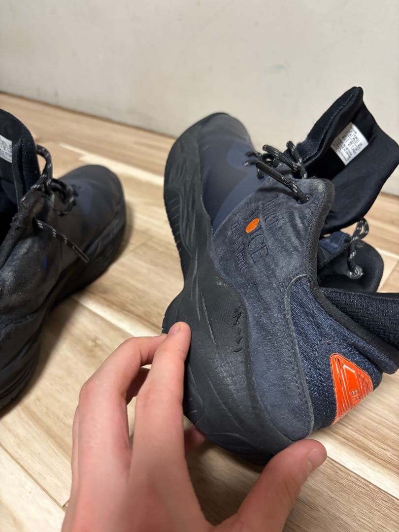 ボーラホリックballaholic × Asics Nova Surge Low