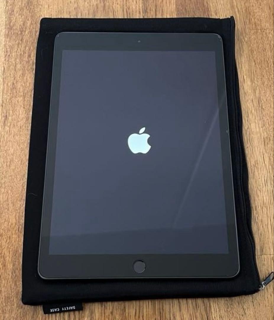 iPad 第7世代　スペースグレイ　32GB Wi-Fiモデル