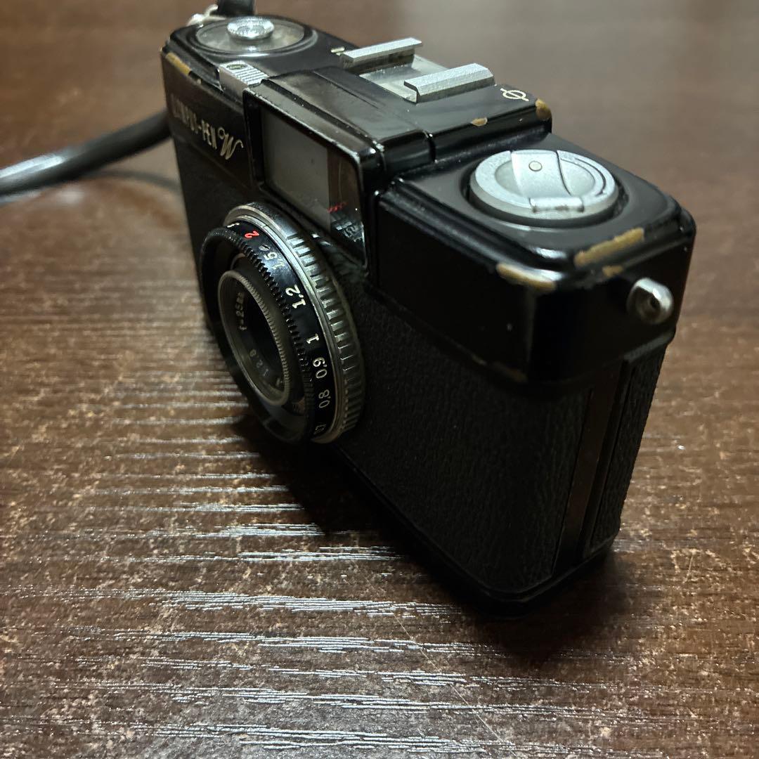 フィルムカメラ OLYMPUS PEN W