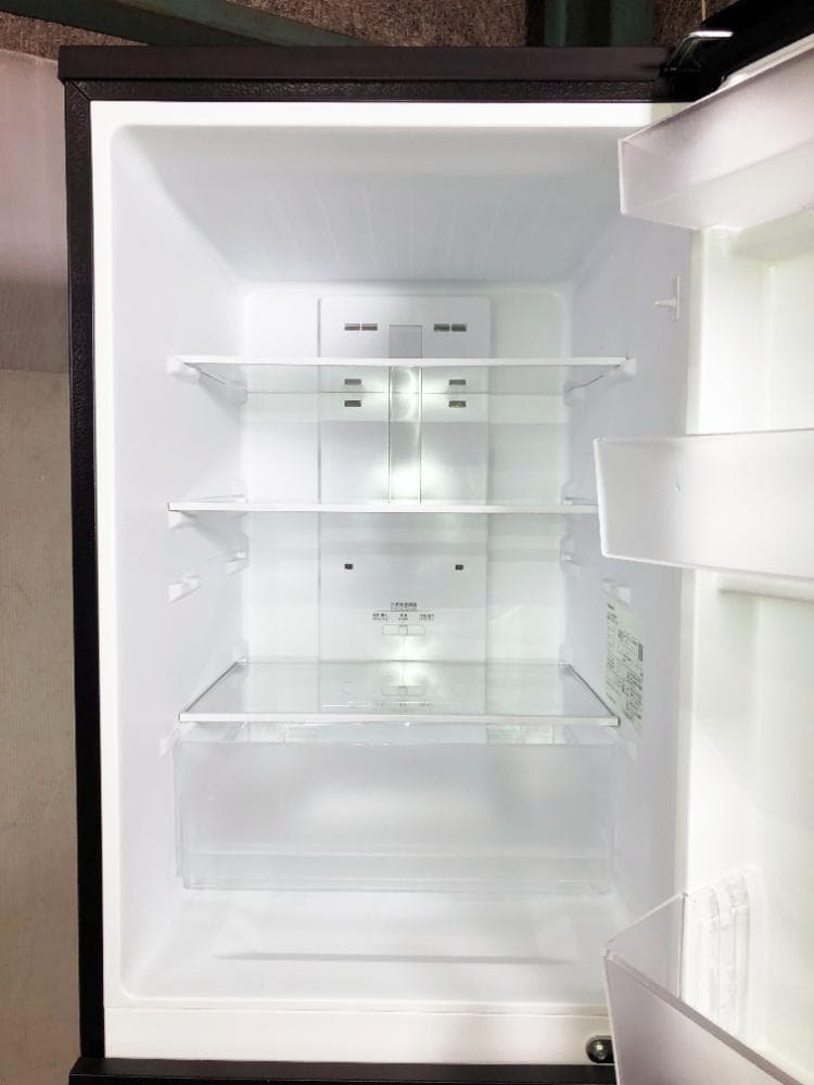 本州外玄関前　2024年製パナソニック 180L NR-B18C1-K　EQ1I