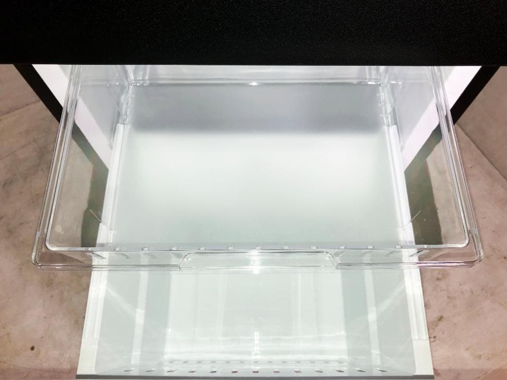 本州外玄関前　2024年製パナソニック 180L NR-B18C1-K　EQ1I