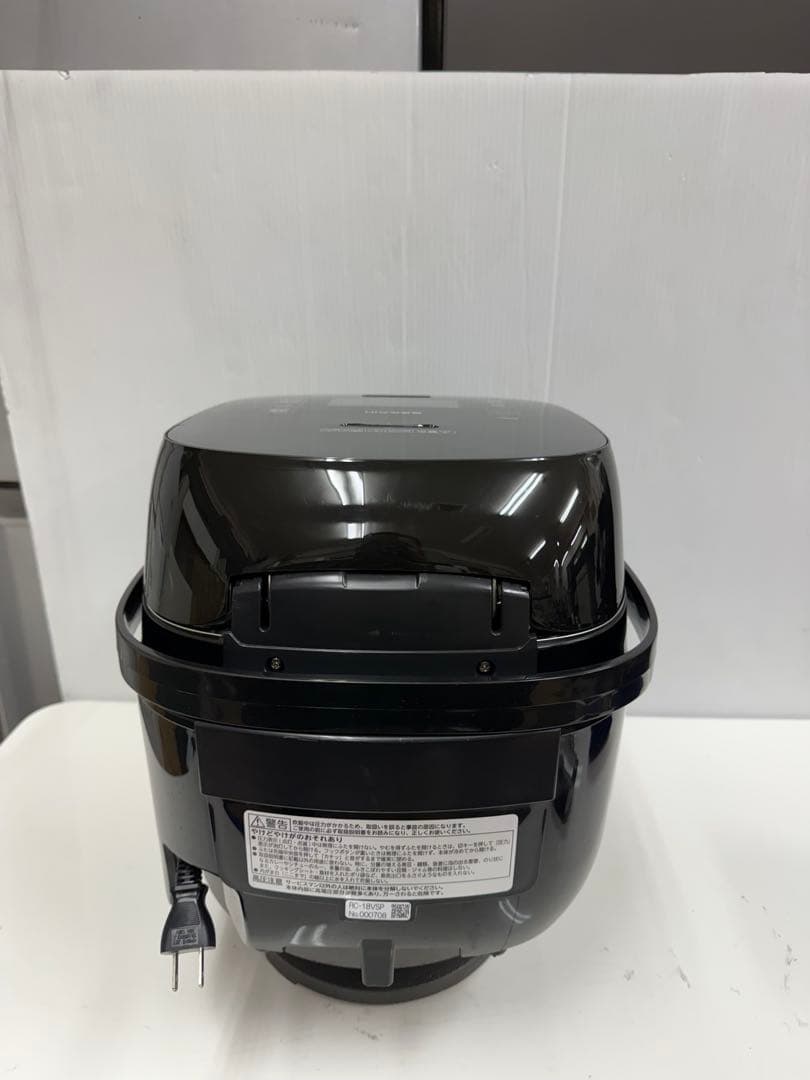 TOSHIBA 真空圧力IH 炊飯器 RC-18VSP 1.8L