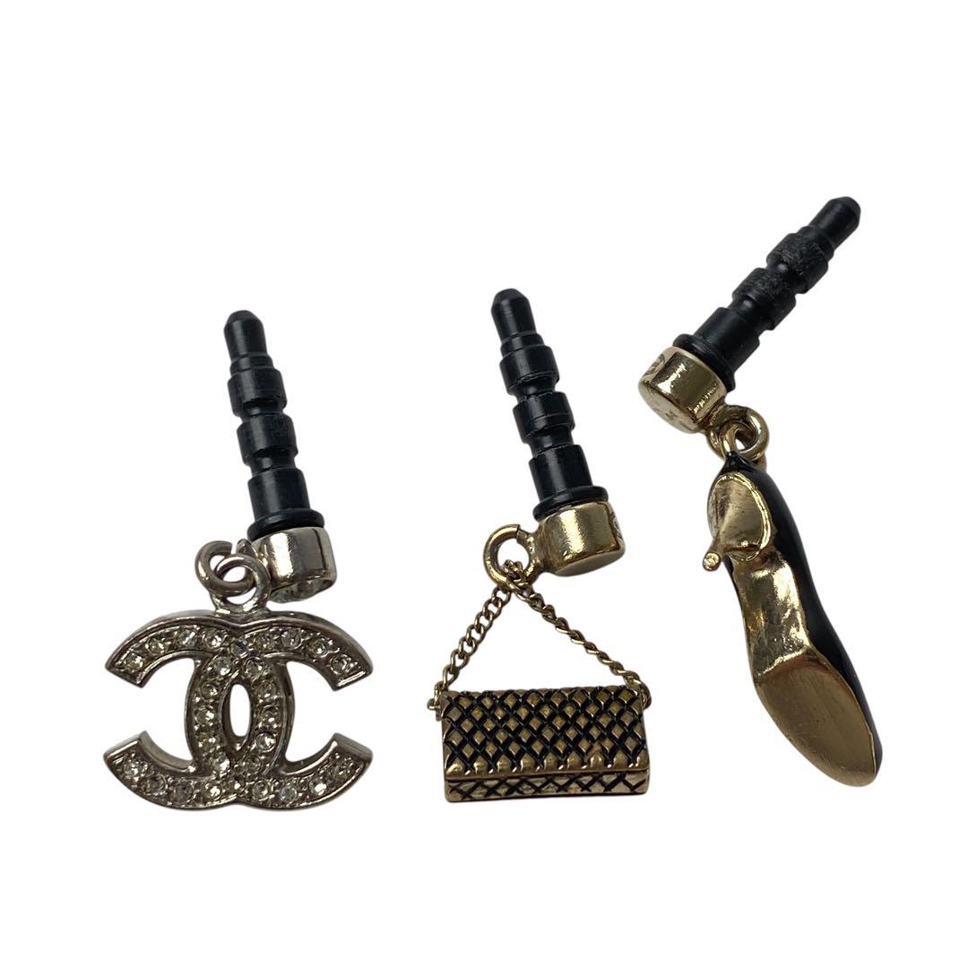 シャネルCHANEL イヤホンジャック B13B