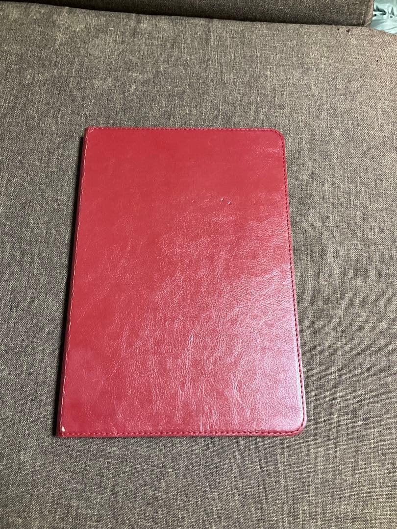 iPad (第7世代) 32GB 赤色カバー付き