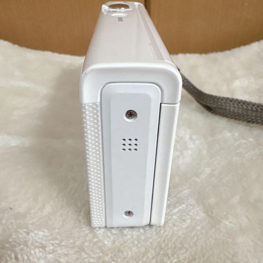 CASIO カシオ EX-ZR70 ホワイト デジタルカメラ　Wi-Fi搭載