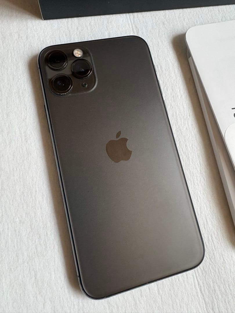 iPhone 11 Pro 512GB 本体　安心データ消去