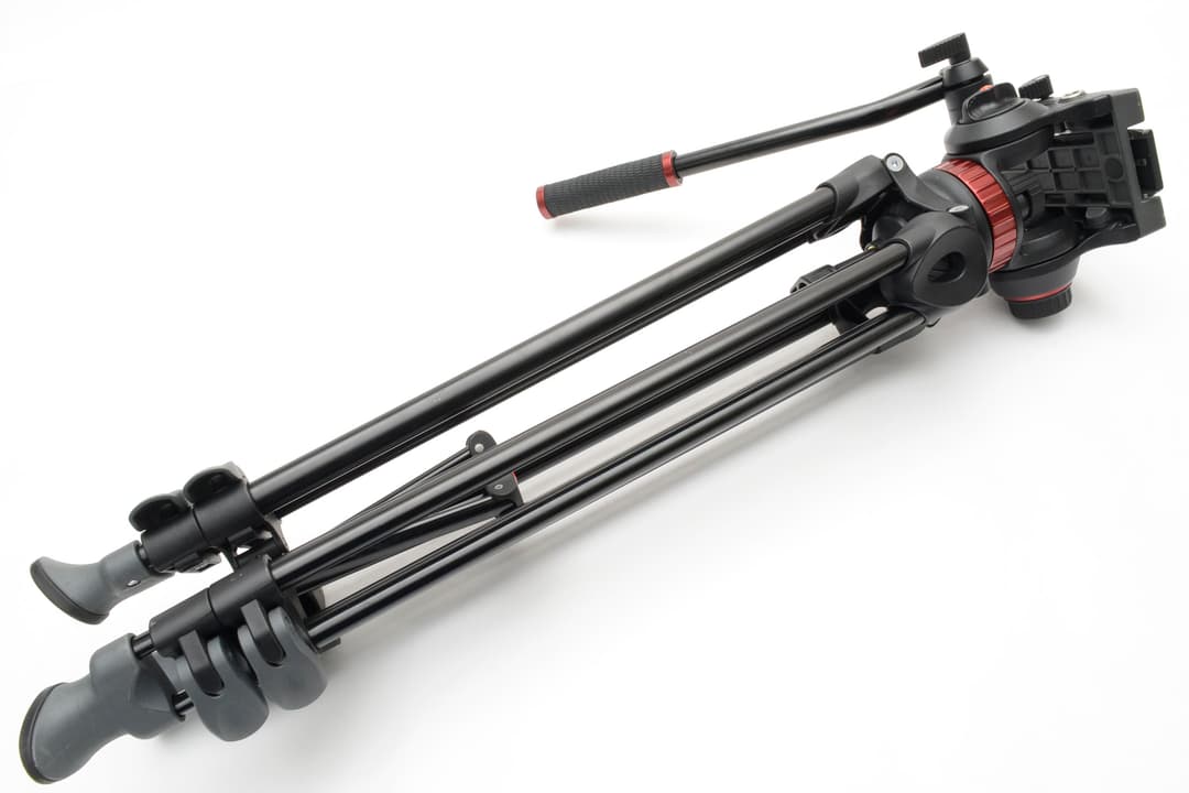 【美品】Manfrotto ビデオ三脚 MVK502AM-1