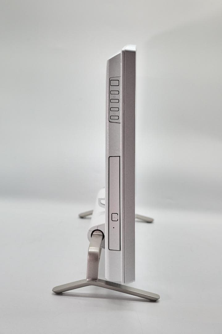 すぐに使用できる! モニター一体型PC Windows 11 FUJITSU