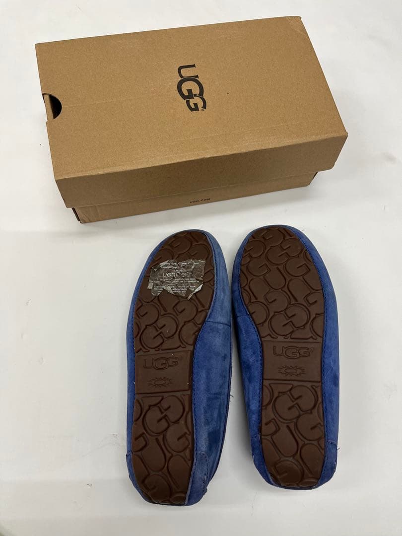 新品未使用 UGG アグ スニーカー サイズ24