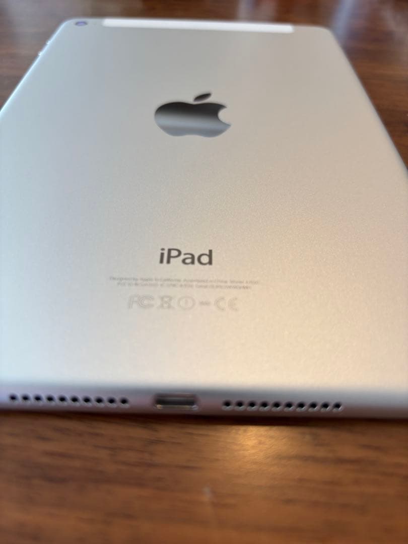 Apple iPad mini4 シルバー 本体のみ