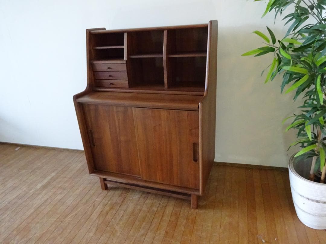 たいこさん　IDC大塚家具　FILL/フィル　ライティングデスク　　展示品