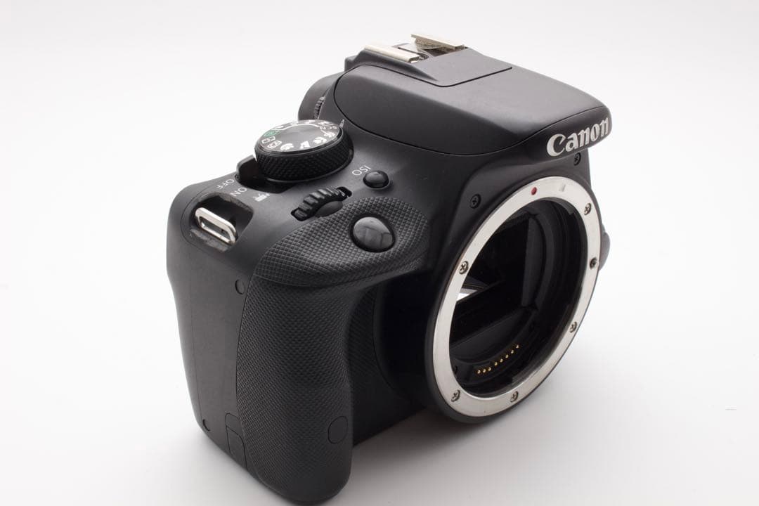 ゲリラセール❣️Canon EOS Kiss X7 レンズキット　スマホ転送　軽量