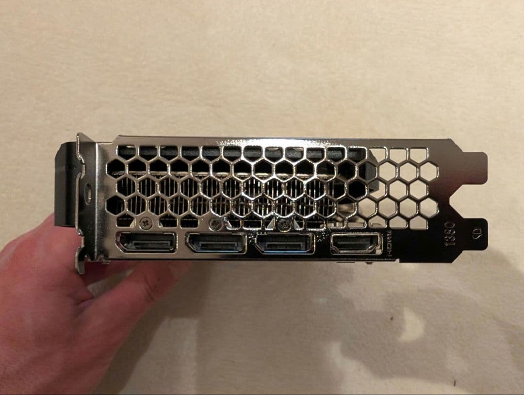 Nvidia GeForce RTX 4060 Ti 2023年7月購入