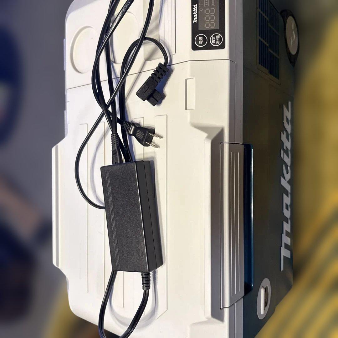 マキタ 充電式保冷温庫