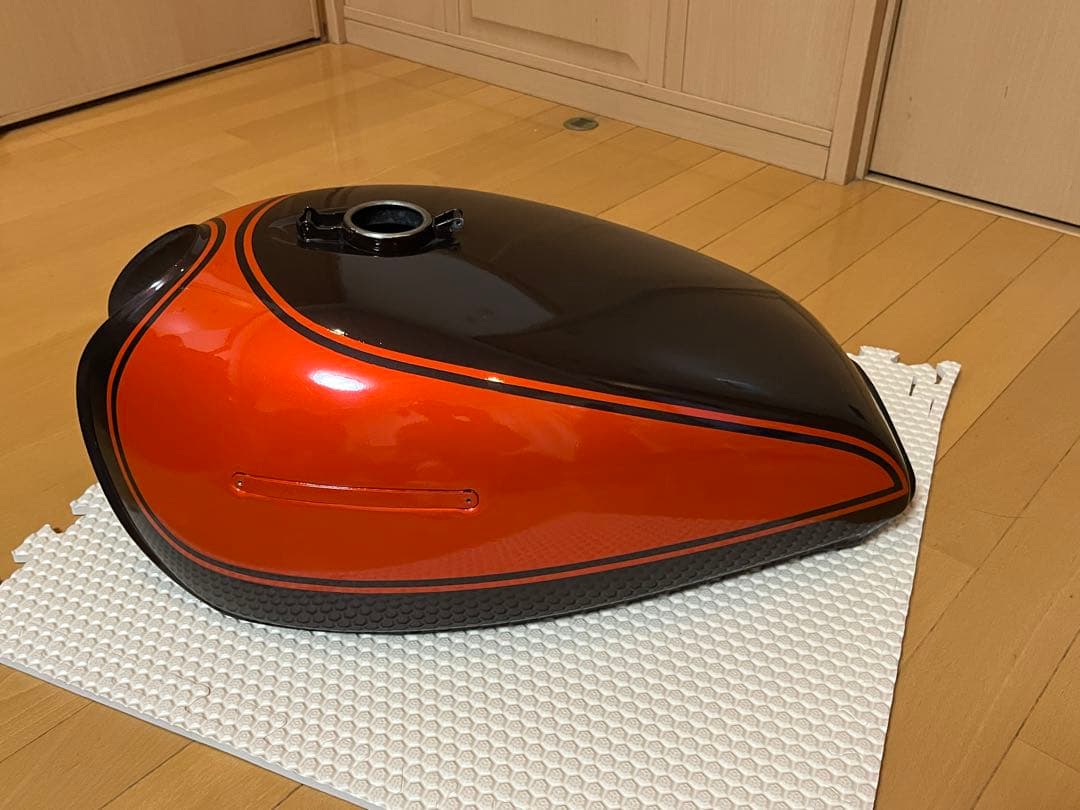 カワサキZ750D1 火の玉 外装 タンク、サイドカバー、テール