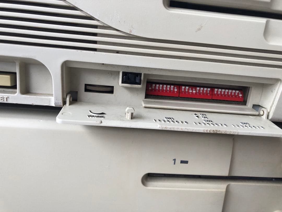 NEC PC-9801RA2 &NEC PC-9801RX2通電のみ(J49)