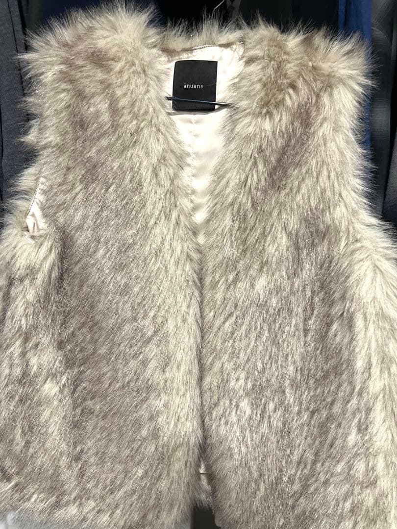 新品未使用 anuans アニュアンス ファーベスト ジレ レディース 2022