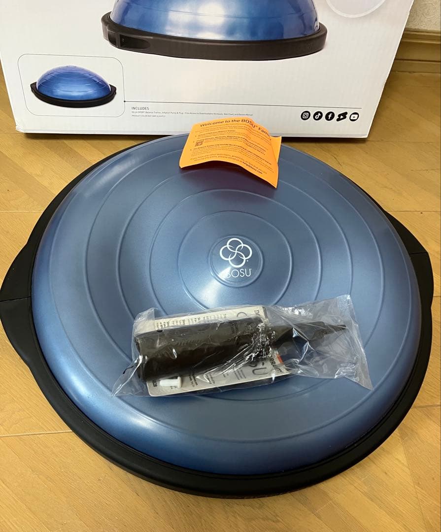 ボス バランストレーナーBOSU BALANCE TRAINER 新品ー径50㎝