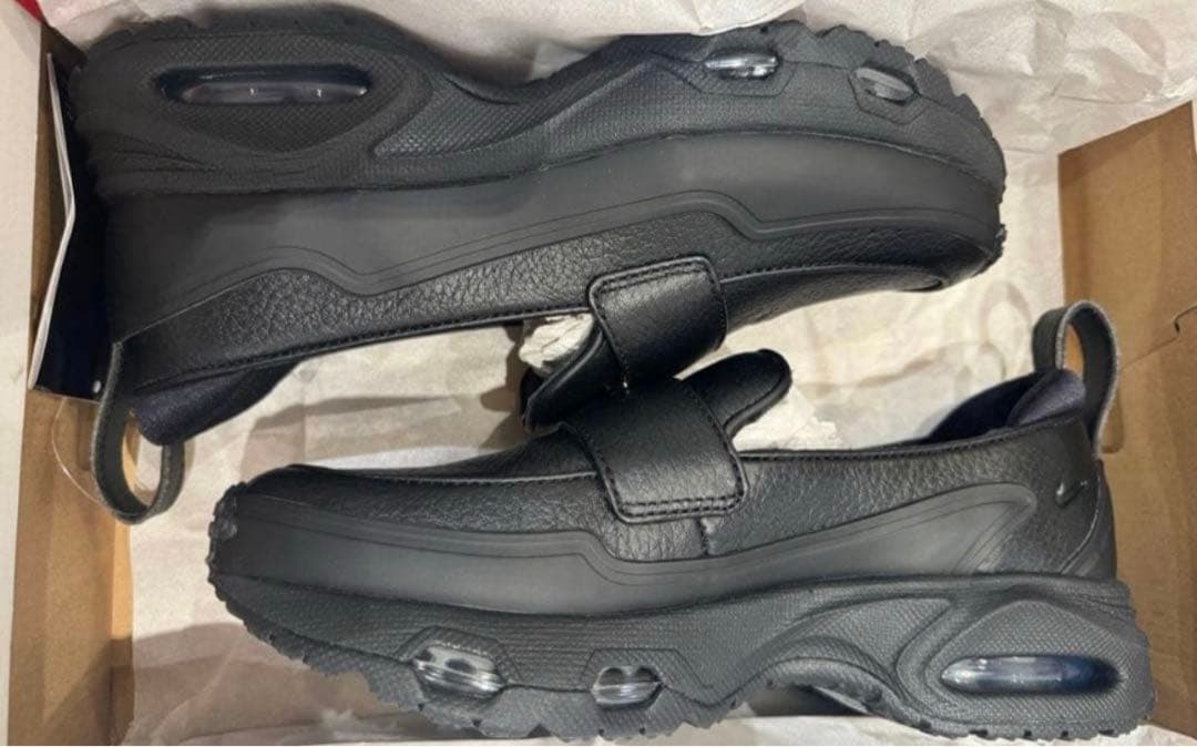 IM8814-001 24cm 新品　ナイキ　エアマックスフェノメナ　ローファー