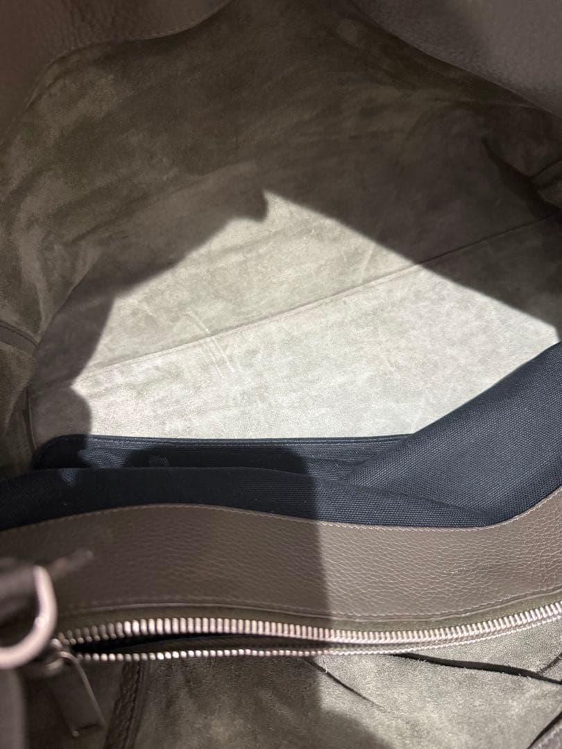 サンローラン パリ ストラップ付 サックドジュール ラージ