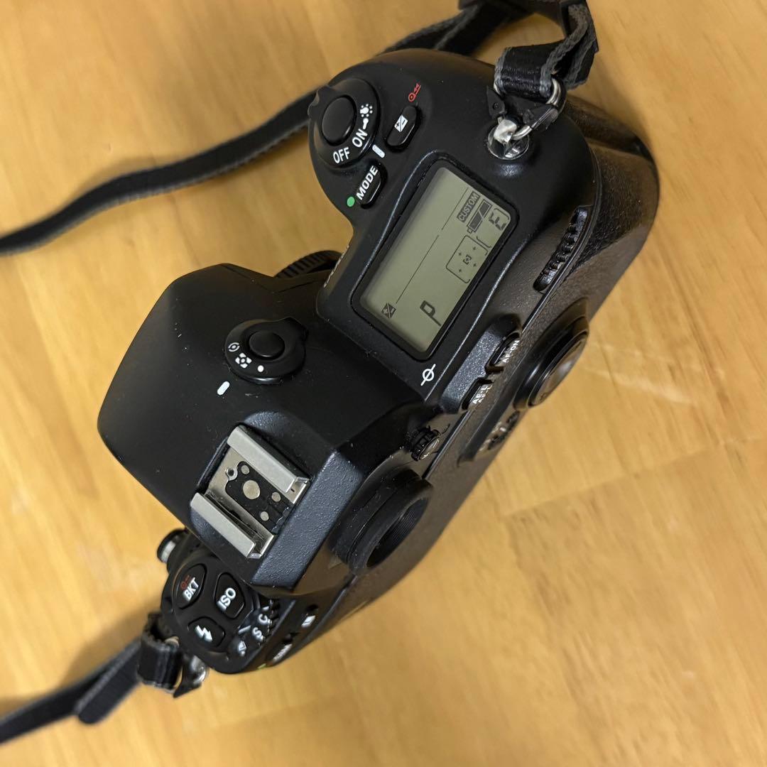 【美品】Nikon F100 & Nikon AF NIKKOR 28-105