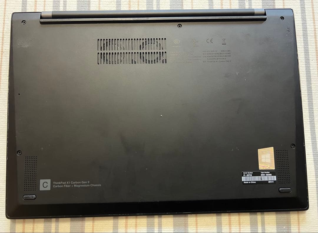 訳ありThinkPad X1 Carbon Gen 9 Inteli5 16G