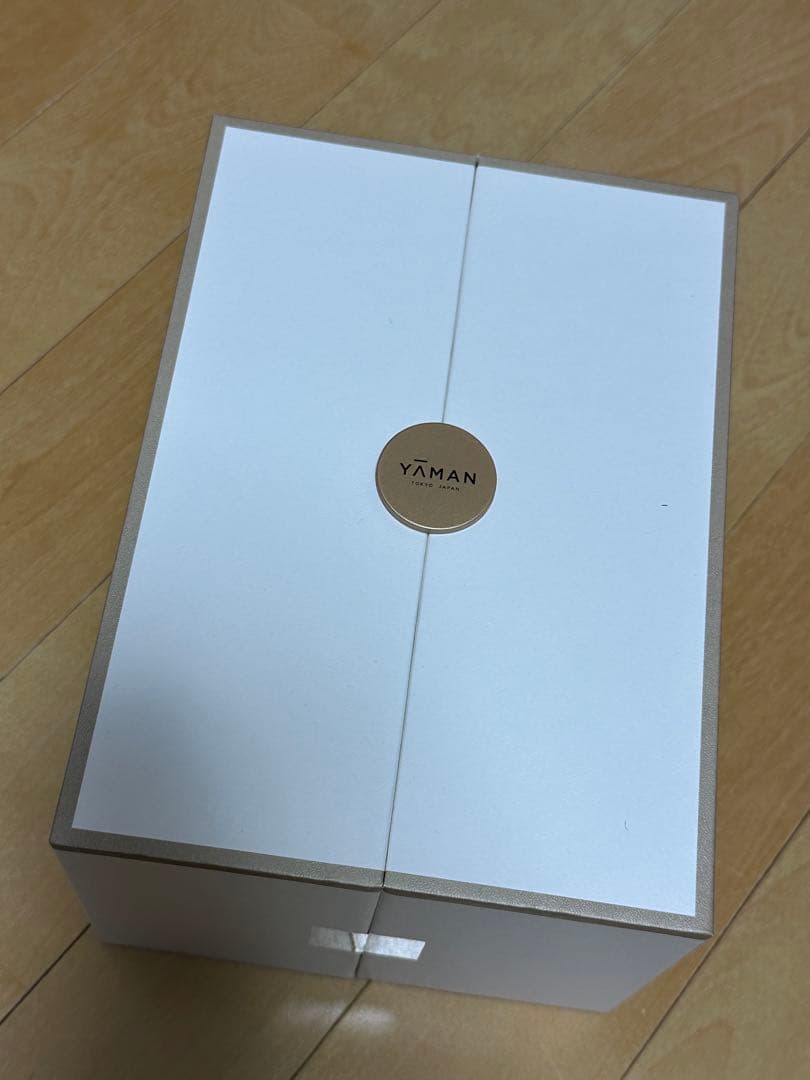 新品未使用　YA-MAN ヤーマン　フォトプラスシャイニーネオ　美顔器