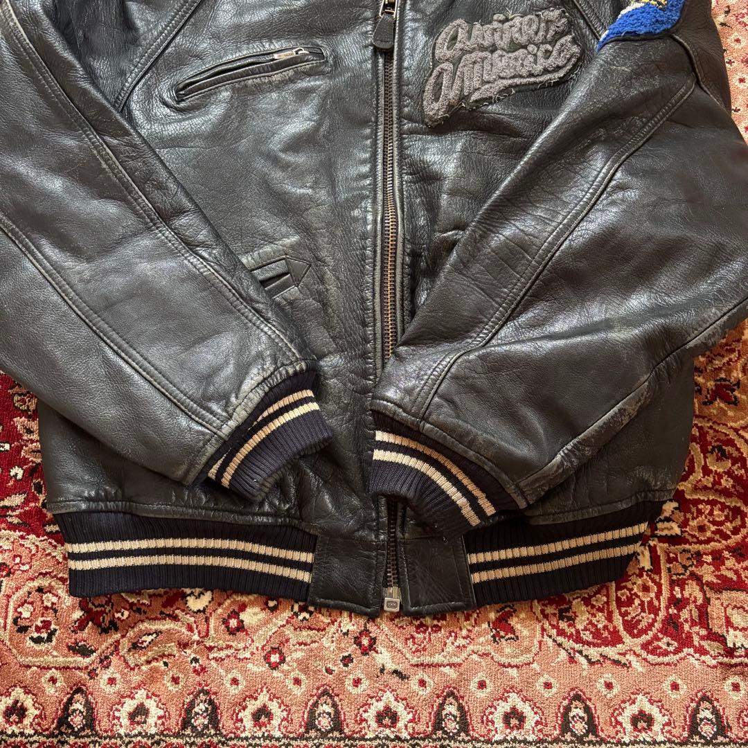 AVIREX アヴィレックス スタジャン 牛革 アーチロゴ 黒 L