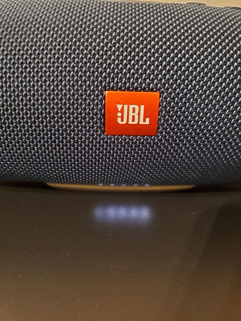【動作確認済・美品】JBL charge4 高音質 重低音 ワイヤレススピーカー