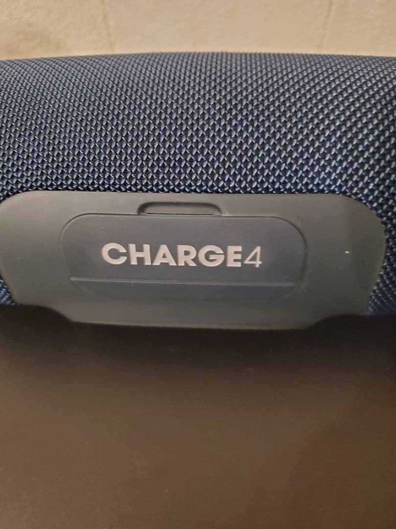 【動作確認済・美品】JBL charge4 高音質 重低音 ワイヤレススピーカー