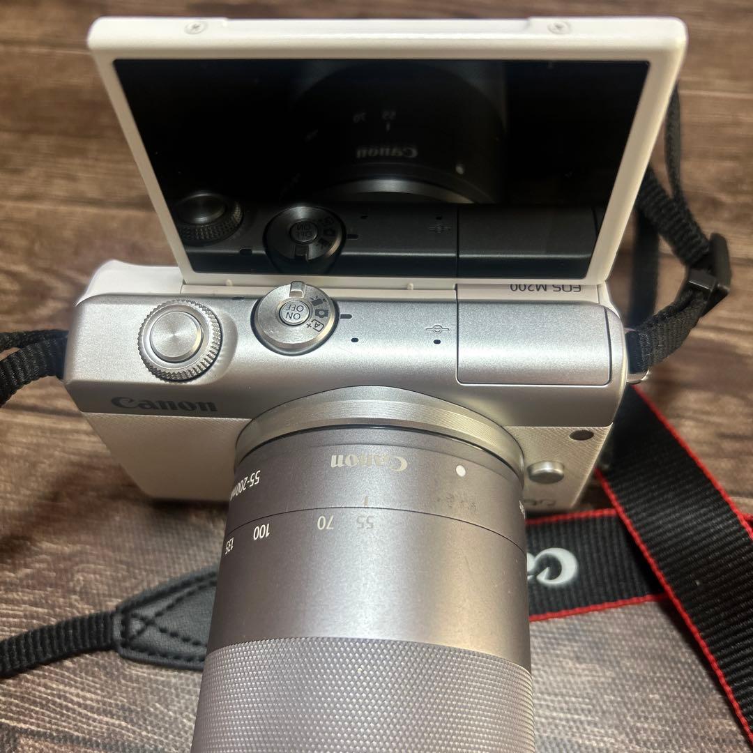 Canon EOS M200 ミラーレスカメラ