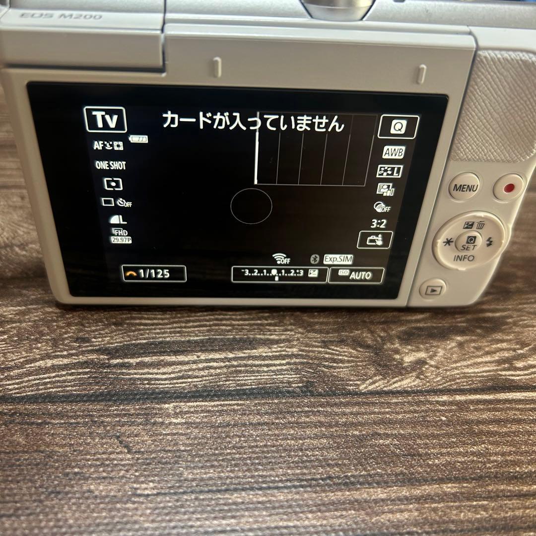 Canon EOS M200 ミラーレスカメラ