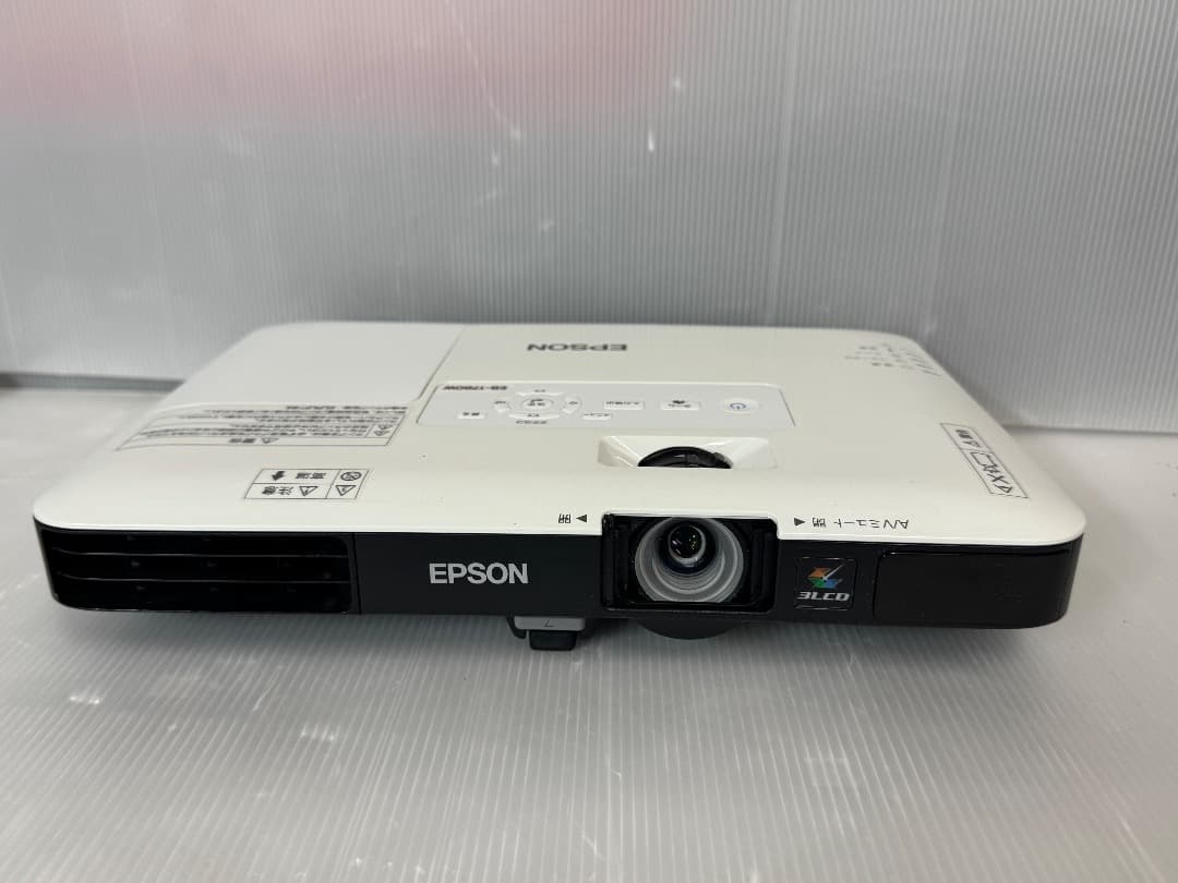 EPSON EB-1780W プロジェクター　使用時間301時間