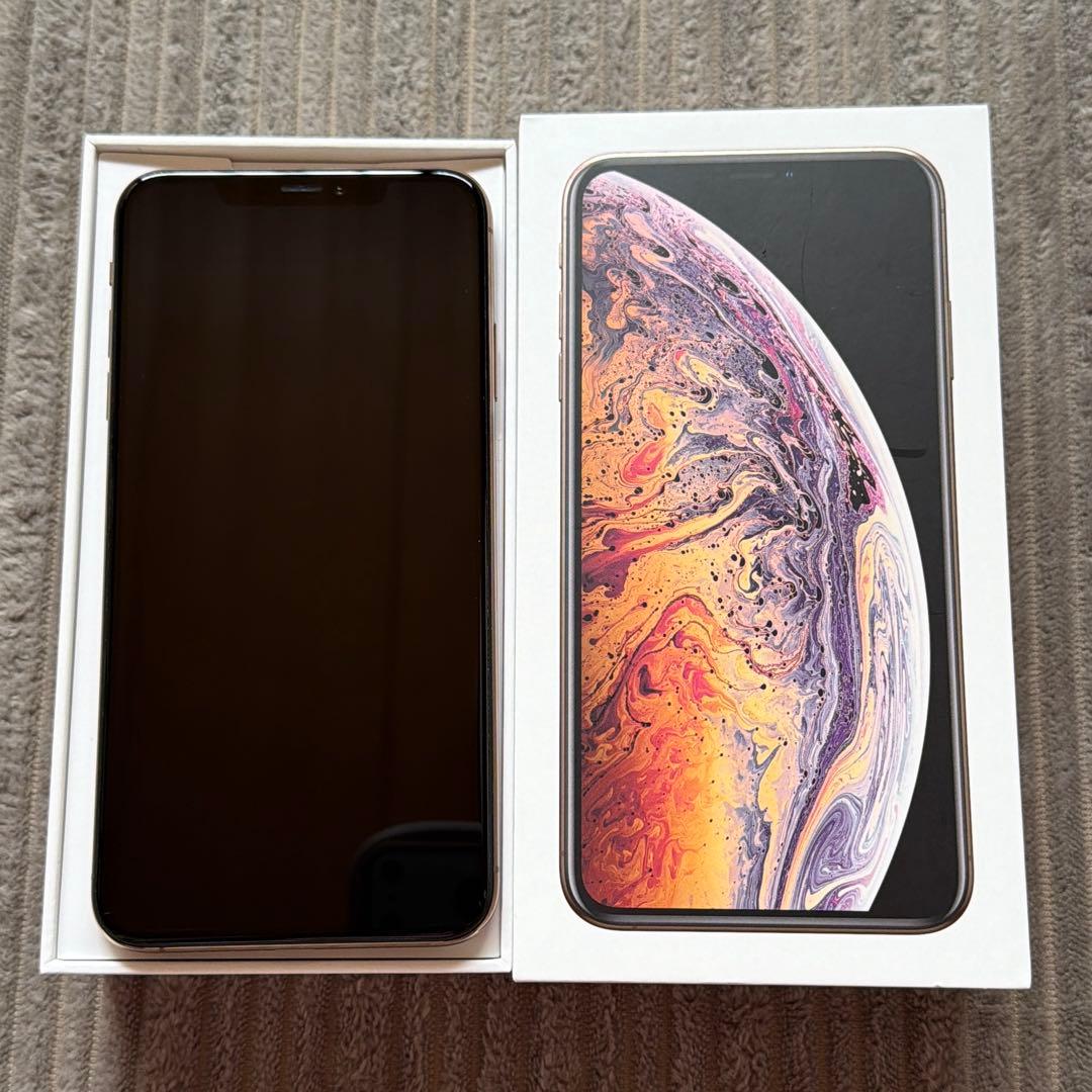 iPhone Xs max 512GB ゴールド　最大容量77%