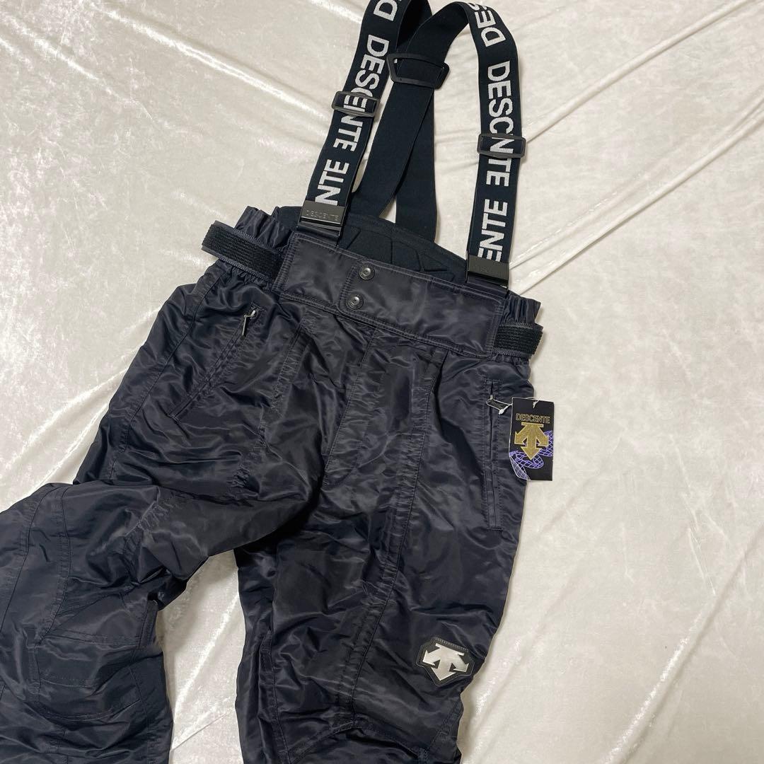 美品　タグ付き　デサント　パンツ　ロゴ　スキー　ウェア