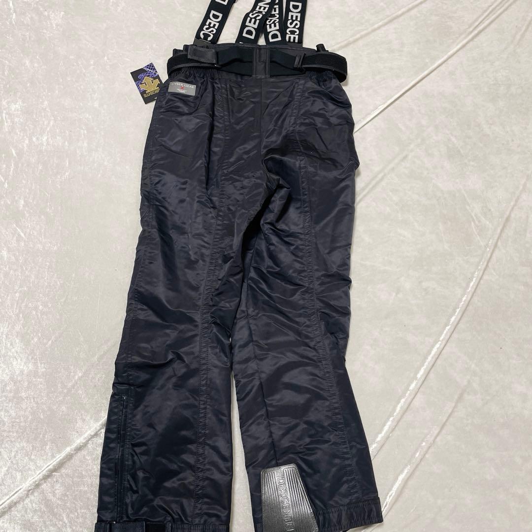 美品　タグ付き　デサント　パンツ　ロゴ　スキー　ウェア