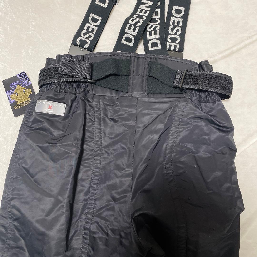 美品　タグ付き　デサント　パンツ　ロゴ　スキー　ウェア