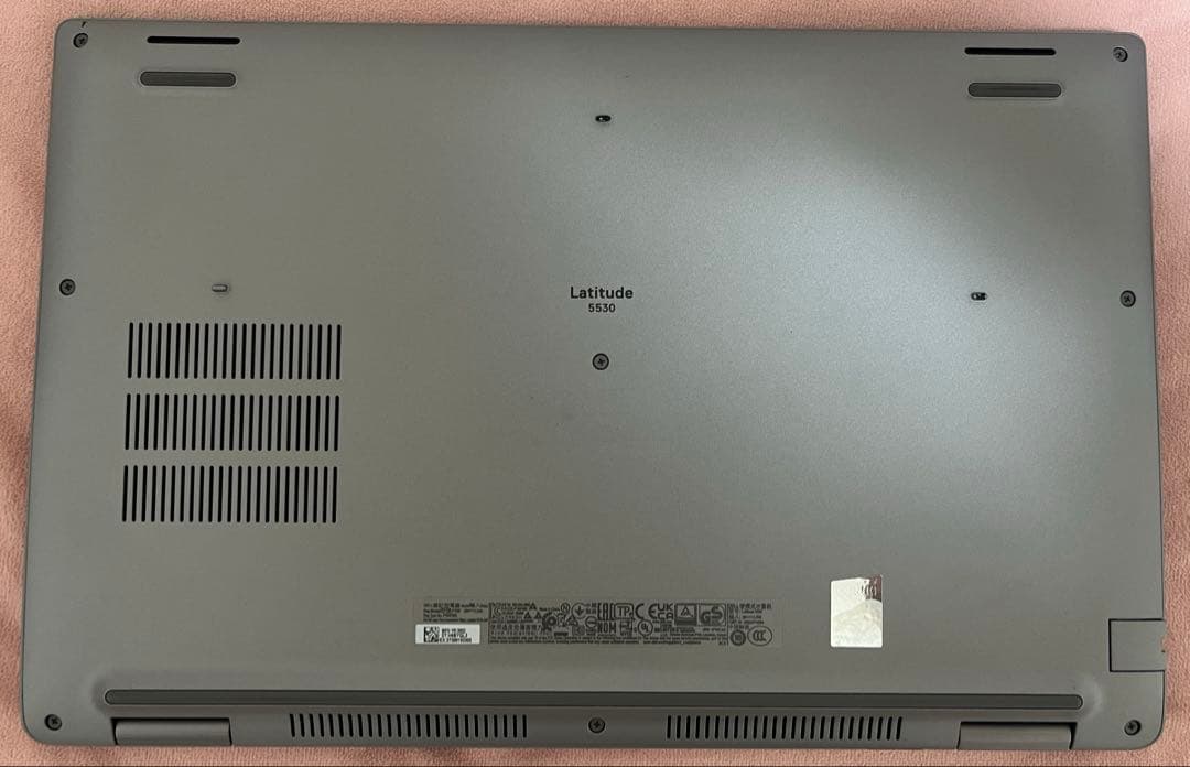 美品 Dell Latitude 5530 i5-12 16GB 512GB