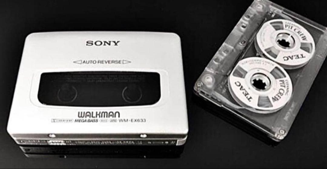 カセットウォークマン SONY WM-EX633 銀色　(整備済み、完動美品)