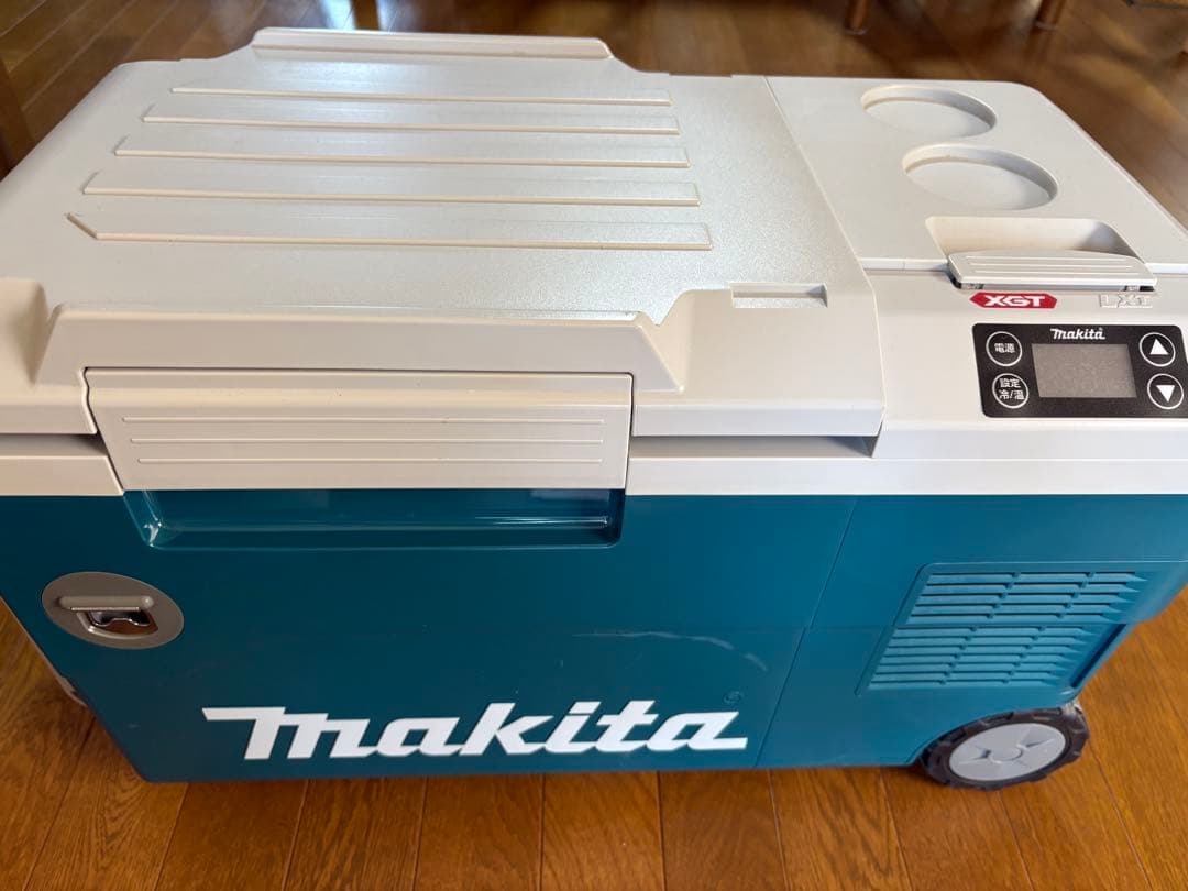 動作確認済み　Makita マキタ　CW001G 18v 20L 充電式保冷温庫
