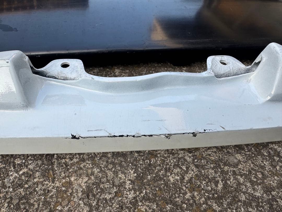 Essexクワトログリル ハイエースナロー インナーカバー付き　CRS