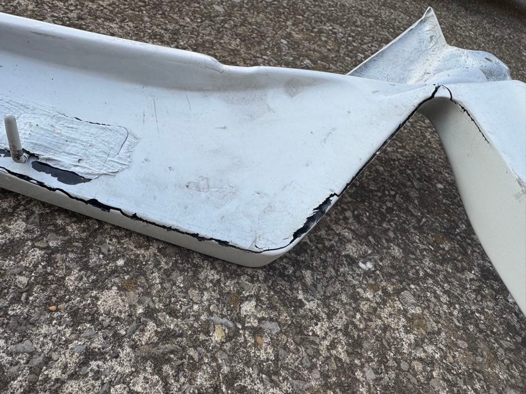 Essexクワトログリル ハイエースナロー インナーカバー付き　CRS