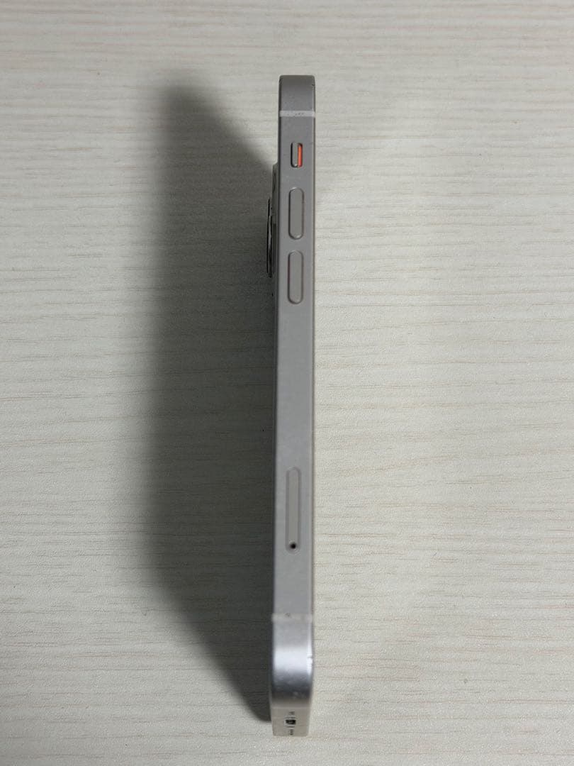 Apple iPhone 13 mini スターライト 本体