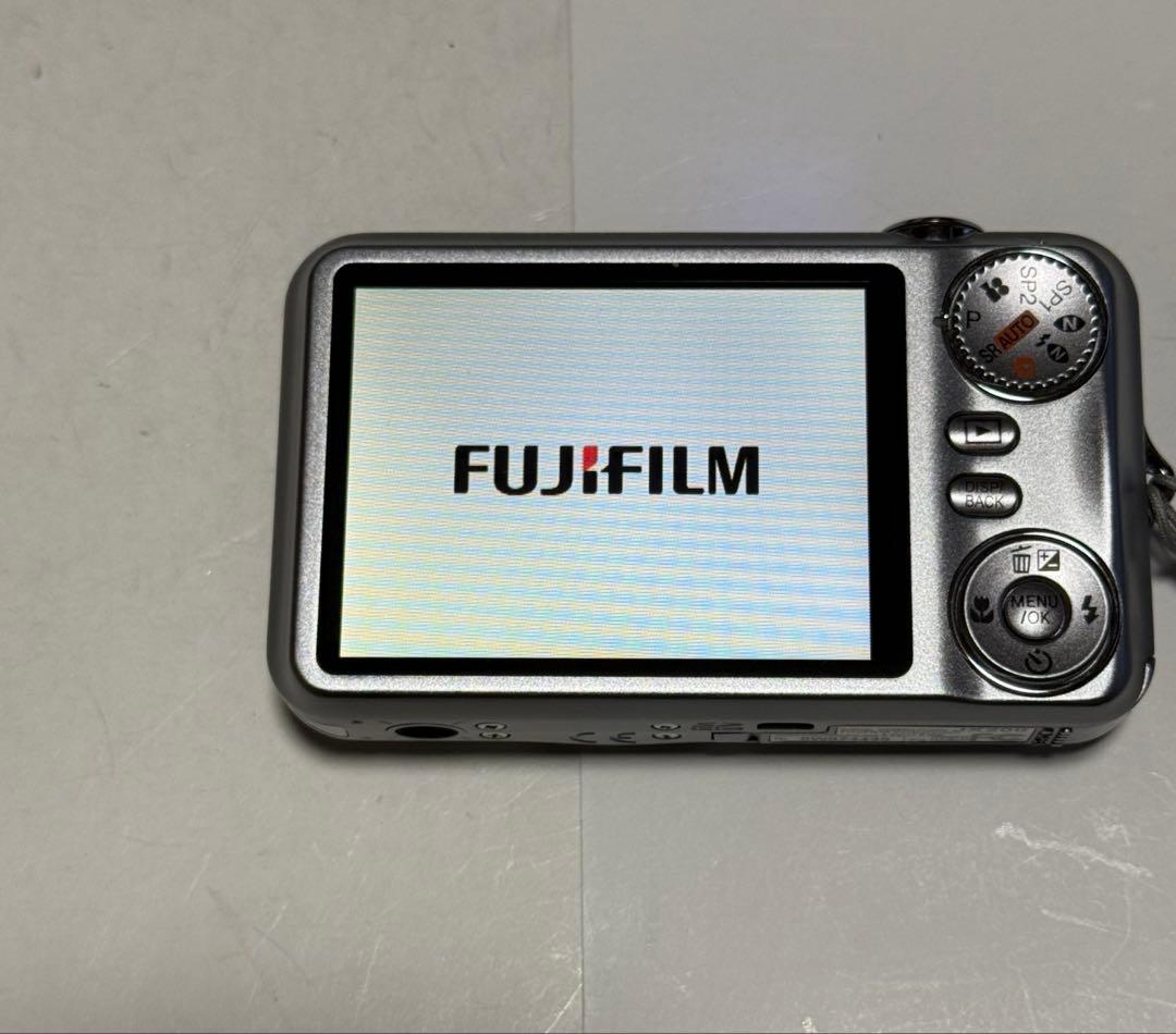 フジフィルム FUJIFILM ファインピクス JX200 シルバー