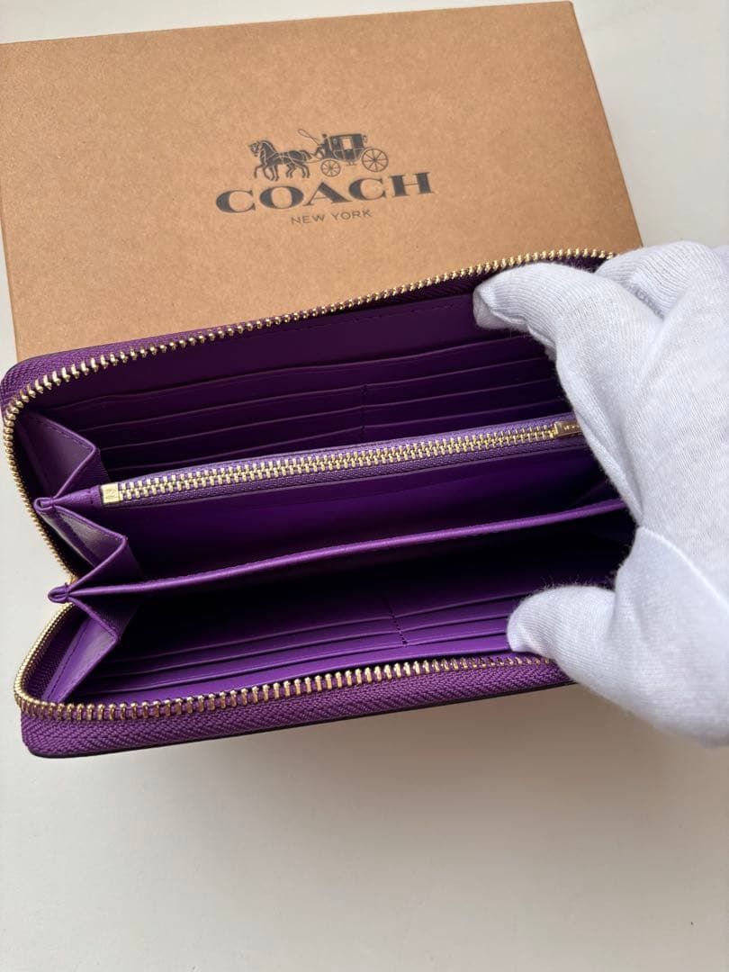 COACH パープル 長財布　新品　未使用