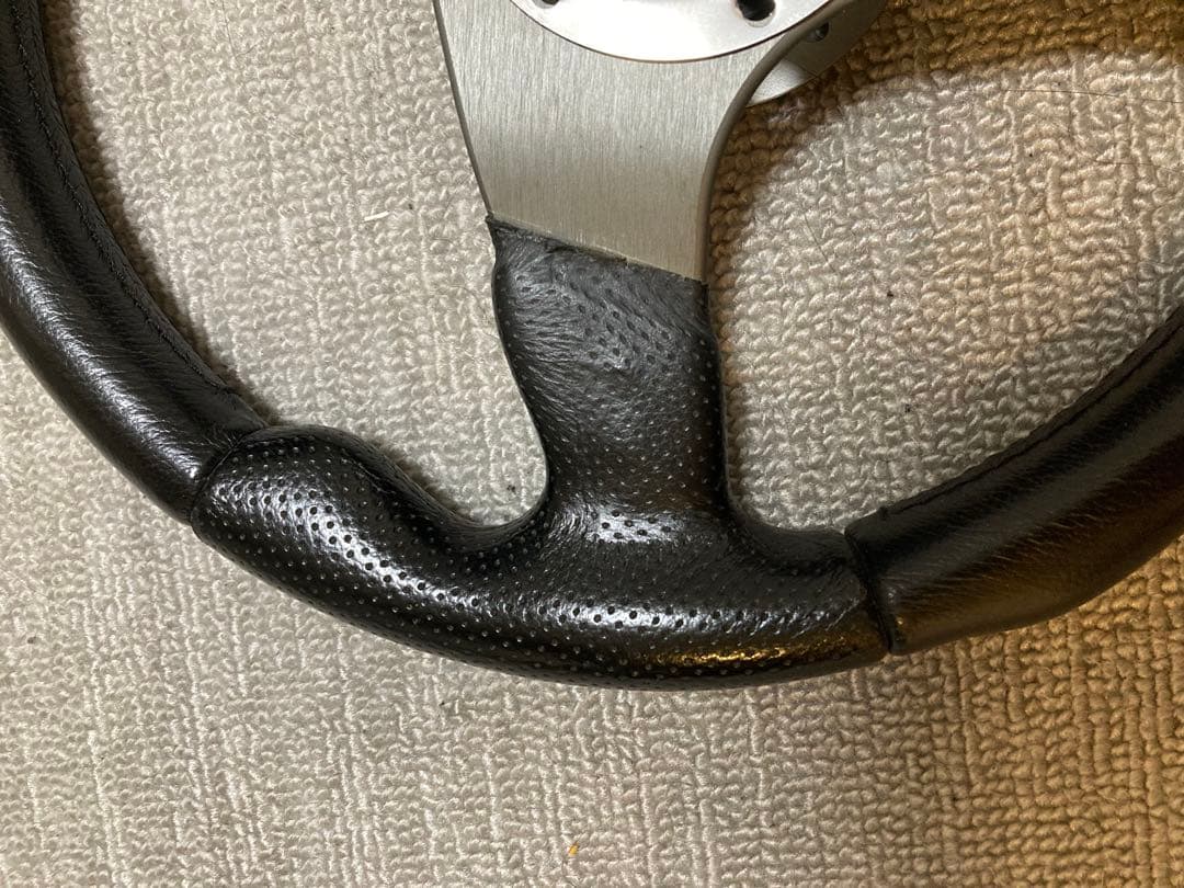 MOMO RACE 32φ ホーンリング ホーンボタン付き